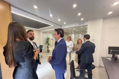 Instalaciones en calle Altamira, 2, 1ºA.