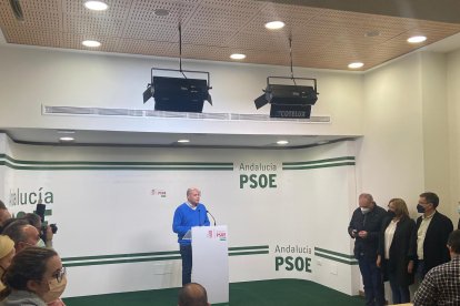 Antonio Martínez, secretario de Organización, informa de los resultados.