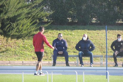 Robertone, rumbo a la sala médica.