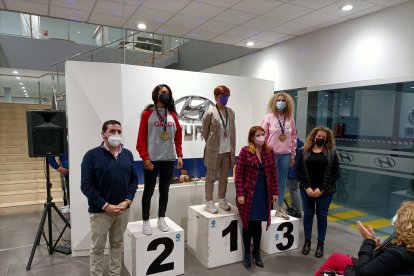 Veterano 1 femenino: Gómez Laso, Pérez Plaza y Rivas Tapia.