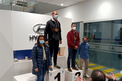 Veterano 1: Robert John Lawreson, Aliaga Peña y Hernández Alonso.