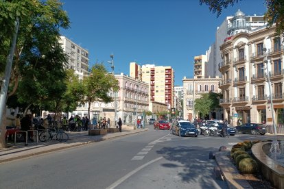 En la Puerta Purchena se ha realizado un pequeño taller de puesta a punto de las bicicletas.