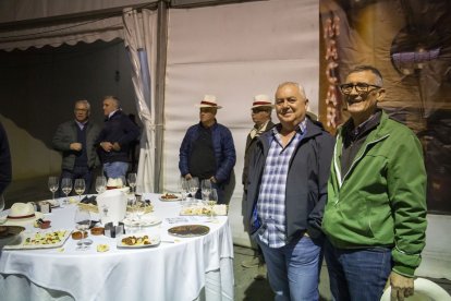 Una noche de convivencia y de disfrute para los asistentes