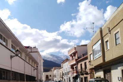 Desde Abla y Abrucena tienen unas bonitas vistas de Sierra Nevada, que estos días hace gala de su nombre. (Foto: Javier Cortés)