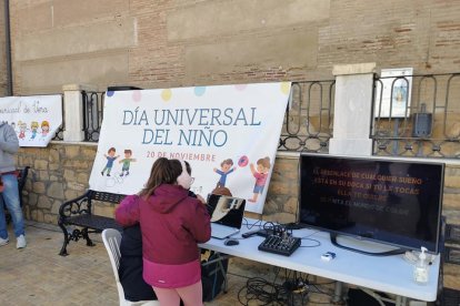 Cantando en el Karaoke