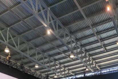 Francisco Rueda Vázquez, expresidente del CB Almería, durante su intervención.