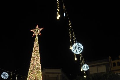 El municipio de Huércal-Overa realizó el acto en la Noche de la Luz.