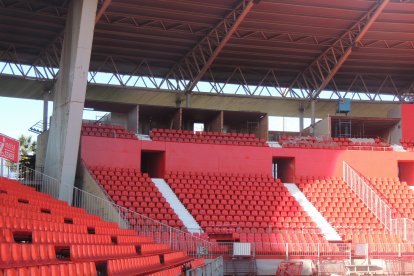 Así se ven los palcos desde el fondo sur.