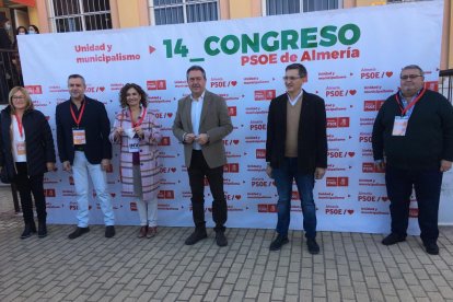 Desde la izquierda, Esperanza Pérez, Juan Antonio Lorenzo, María Jesús Montero, Juan Espadas, José Luis Sánchez Teruel y Manuel García.