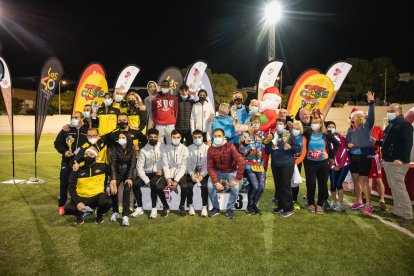 Fotografía de familia de algunos participantes