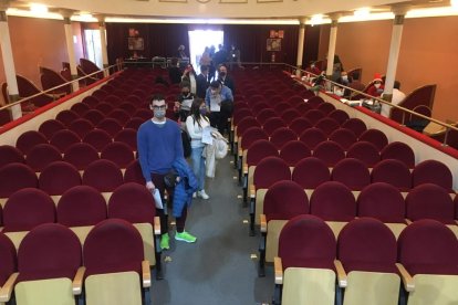 El Apolo, un teatro para la solidaridad sanitaria.