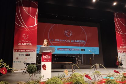Ángeles Martínez, vicepresidenta segunda de la Diputación de Almería, interviene en la gala de los IX Premios Almería.