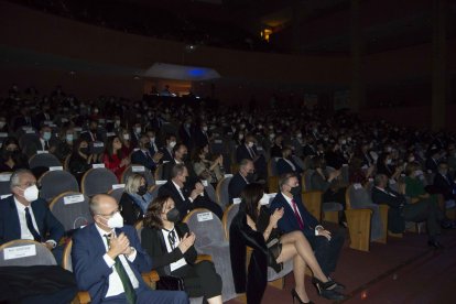 Las mascarillas, protagonistas en la gala celebrada en el Maestro Padilla.