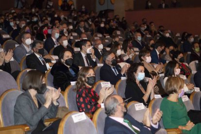 Aplausos para los premiados en la gala.