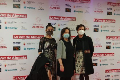 Damaris González, Matilde Romero y Luisa Fernández.