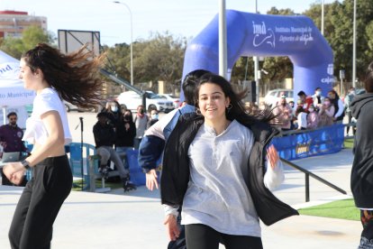 La actuación de baile urbano ha estado a cargo del grupo de Rocío Arambi.