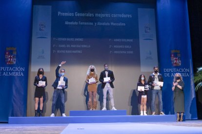 Campeones absolutos masculino y femenino.