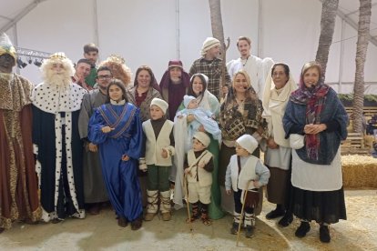 Imagen de famlia de los representantes del Belén Viviente pulpileño