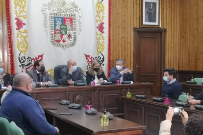 Sesión plenaria celebrada el viernes 22 de diciembre en Huércal-Overa