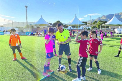 Los árbitros de Almería también fueron protagonistas.