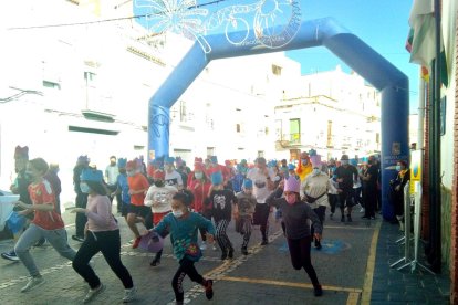 Los participantes toman la salida.