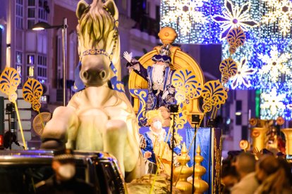Melchor, en su llegada al centro de Almería.