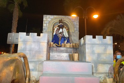 La Cabalgata de los Reyes Magos por las calles de Roquetas de Mar.