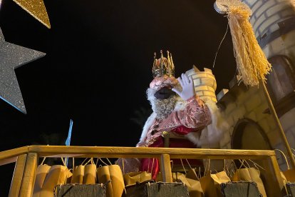 La Cabalgata de los Reyes Magos por las calles de Roquetas de Mar.