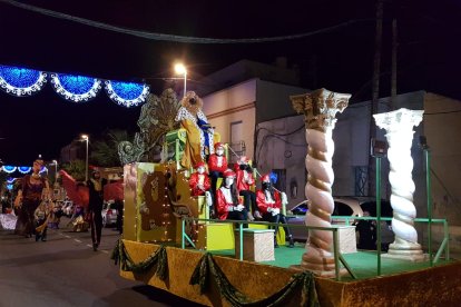 Imagen de la visita de Sus Majestades a Benahadux.