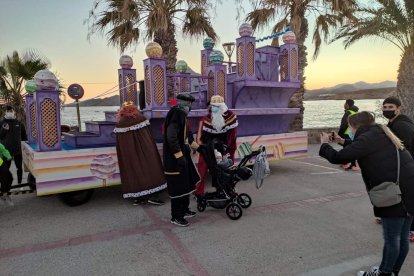 Llegando a la Isleta del Moro (Níjar).