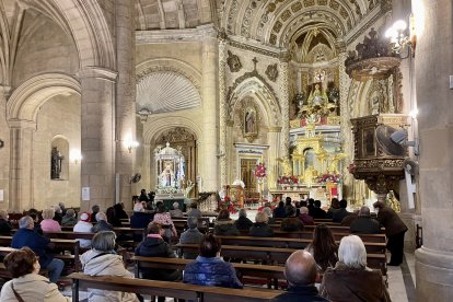 Los almerienses fueron al santuario a despedir a la imagen vicaria de la Virgen del Mar.