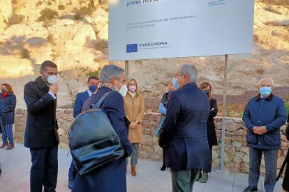 Los consejeros se han dado cita poco después de las nueve de la mañana.