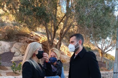 Patricia del Pozo junto a Ramón Fernández-Pacheco.