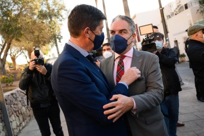 Juan Marín, vicepresidente de la Junta, y Elías Bendodo, consejero de Presidencia, Administraciones Públicas e Interior.