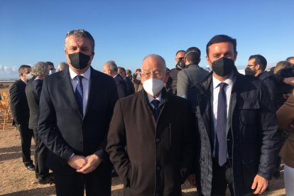 Juan de la Cruz Belmonte, Gabriel Amat y Javier Aureliano García.