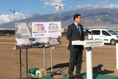 Toma la palabra, Juanma Moreno, presidente de la Junta de Andalucía.