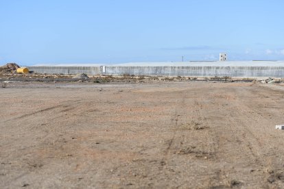 Parte de la explanada donde se construirá el Hospital de Roquetas.