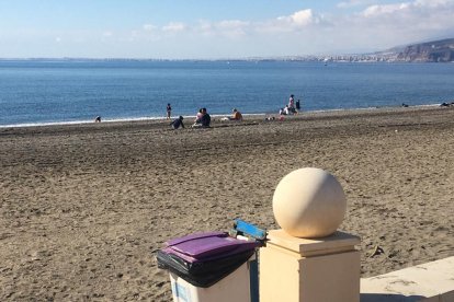 La playa de El Zapillo.