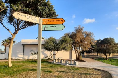 Señalización y nuevas mesas.