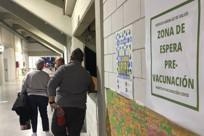 A la espera de recibir la vacuna.