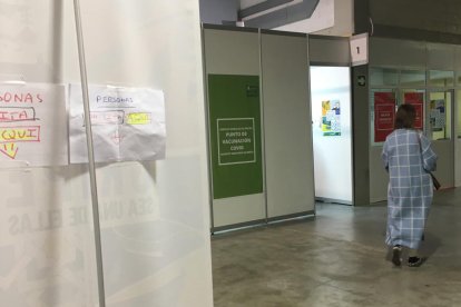 Hoy vuelve la vacunación los domingos en la capital.