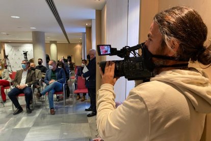 Medios de comunicación presentes en el acto.