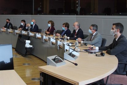 Una de las reuniones en Bruselas, esta mañana.