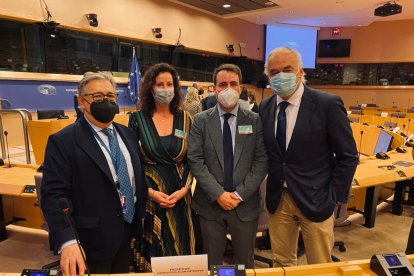 Juan Ignacio Zoido, María Vázquez, Fernando Giménez y Esteban González Pons.