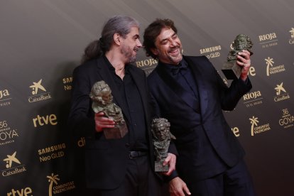 El director Fernando León de Aranoa y el actor Javier Bardem.