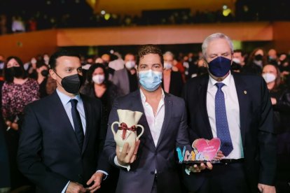 Javier A. García, David Bisbal y José Carmelo Jorge.