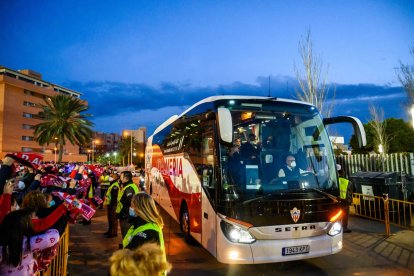 Anbientazo en la llegada del equipo al Mediterráeneo.