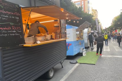 Si eres fan de las hamburguesas también encontrarás tu Foodtruck en el Paseo.