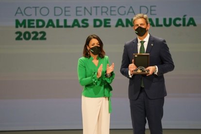 La Federación Andaluza de Caza, Medalla al Mérito medioambiental.
