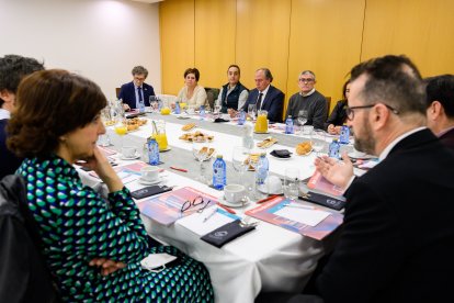 El desayuno coloquio se ha celebrado en el Hotel Avenida.